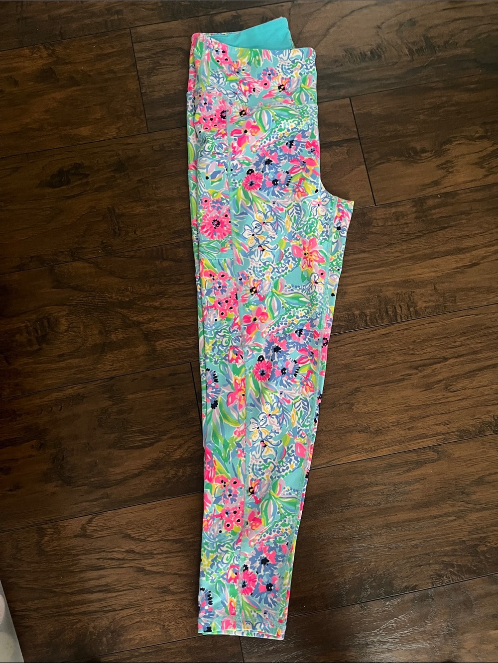 EUC Lilly Pulitzer Ankle length Leggings - Bright Multicolor - Picture 2 of 6